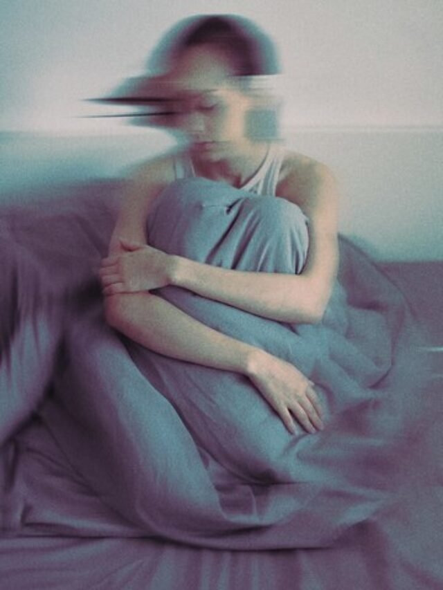 mulher-com-sintomas-de-ansiedade