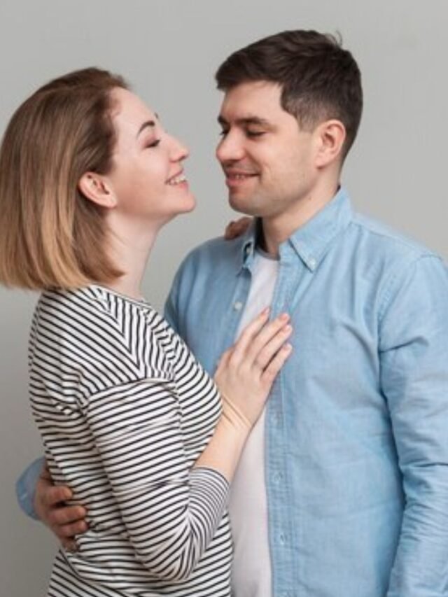 mulher-quer-saber-se-existe-um-clima-rolando-entre-eles